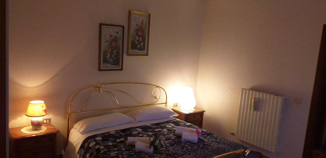 Apartament Casa Vacanze Niko Ap Cir Cni00247 Сирмионе Экстерьер фото